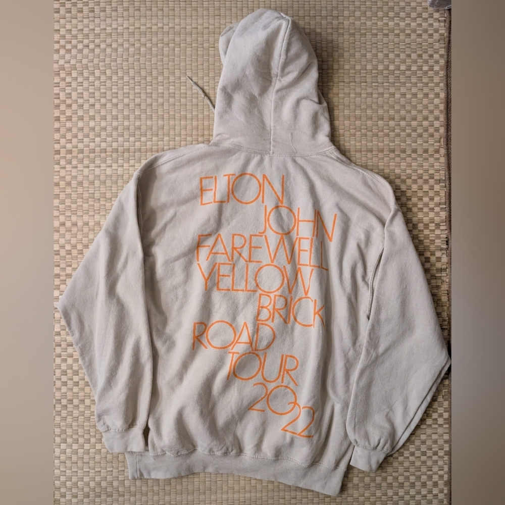 RARE Elton John Farewell Yellow Brick Road Tour 2022 Hoodie Men's Size Large - Picture 2 of 6